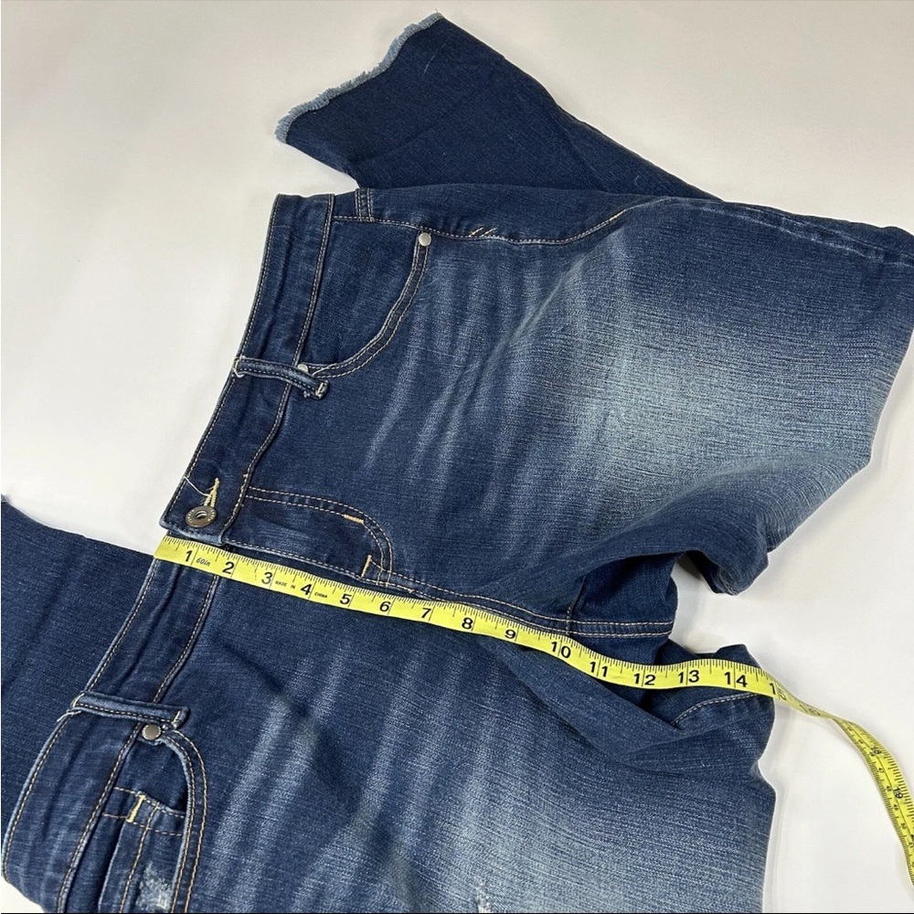 Torrid Women’s Jeans Plus Size 18 Boyfriend Dark Wash Distressing #2512 - Picture 10 of 16